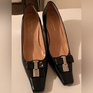 Rosa Lina real foreign women heels with detail; size 39